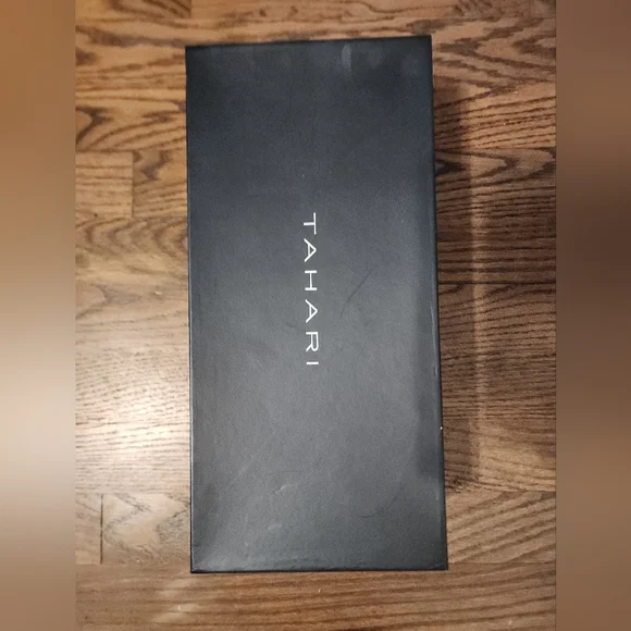 Tahari Tan Suede Bow Heels - Picture 4 of 6